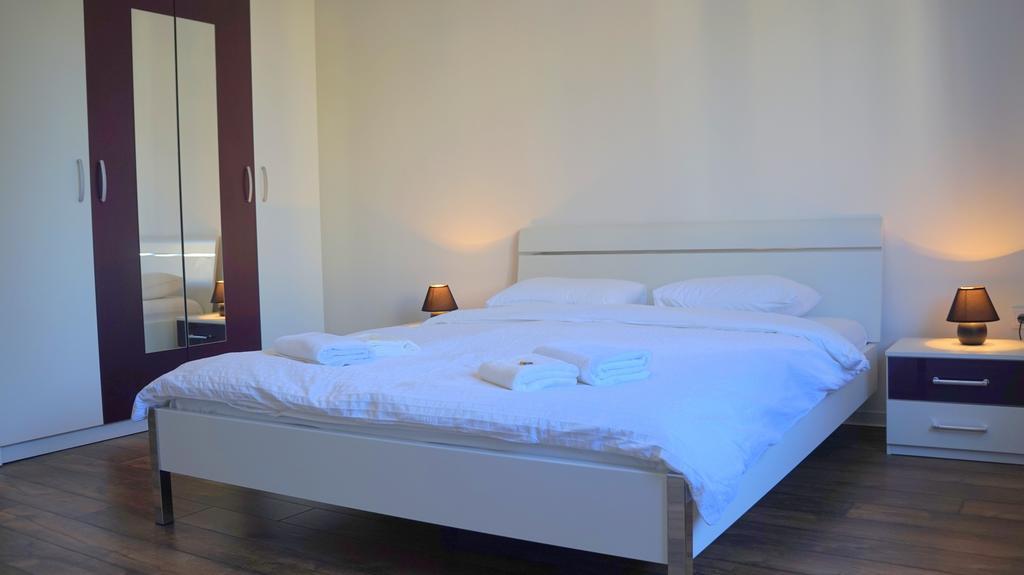 Filinhome Stefanovica Suite 9 Novi Sad Buitenkant foto
